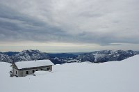 Salita al Rif. Gherardi e non oltre per forte vento! Sabato 7 marzo 09 - FOTOGALLERY